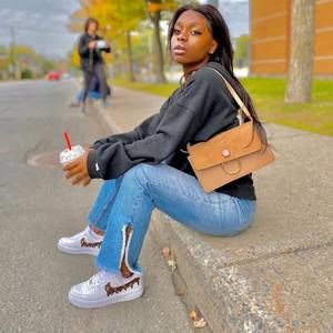 Meet your Posher, Victorieuse